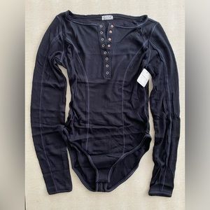 Free People Sloane Bodysuit Snap  Thumbholes Black  Size XS